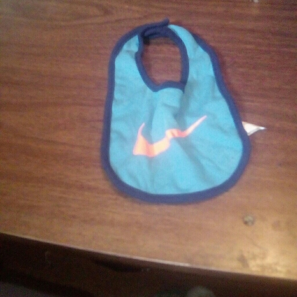 New born bib